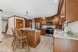 6962 Mapleridge Circle - Photo 11