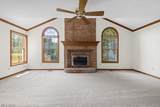 6962 Mapleridge Circle - Photo 8