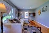 21870 Seabury Avenue - Photo 4