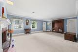 1000 Kingsway Street - Photo 4