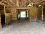 8986 Fairmount Road - Photo 5