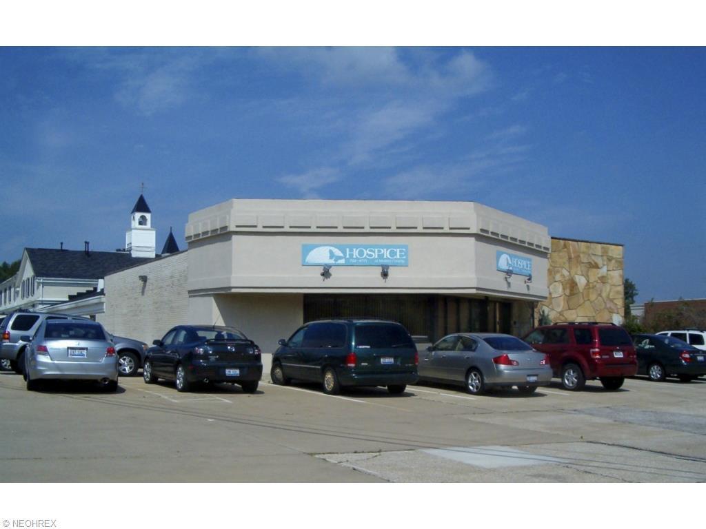 799 Court St - Photo 1