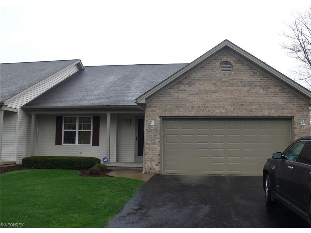 1032 Villa Pl - Photo 1