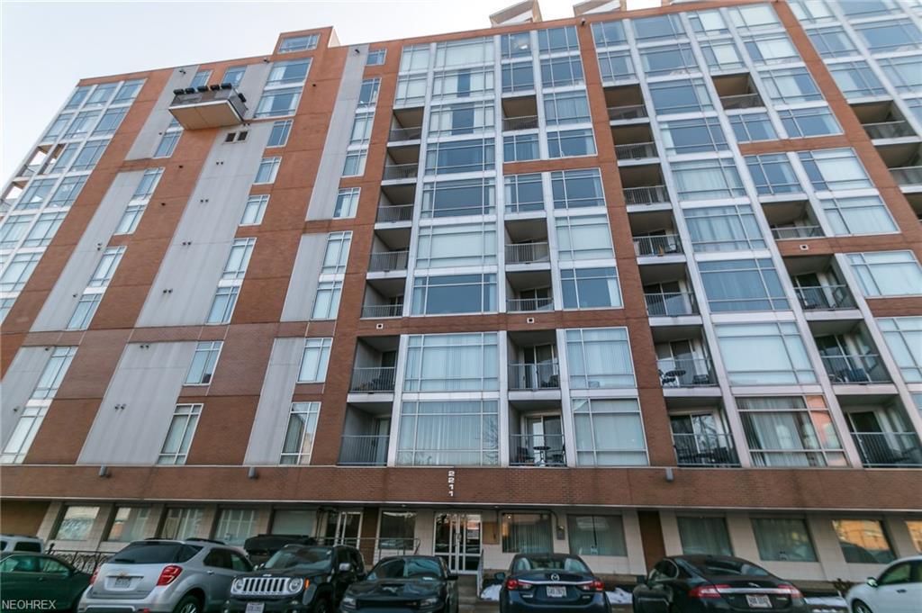 2222 Detroit Ave - Photo 1