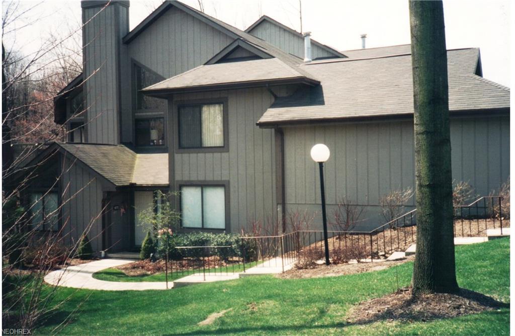 672 Meredith Ln - Photo 1