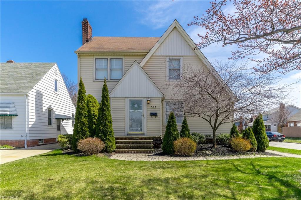 593 266th St - Photo 1
