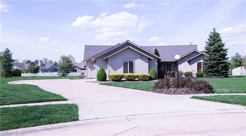 33024 Cobblestone Cir - Photo 1