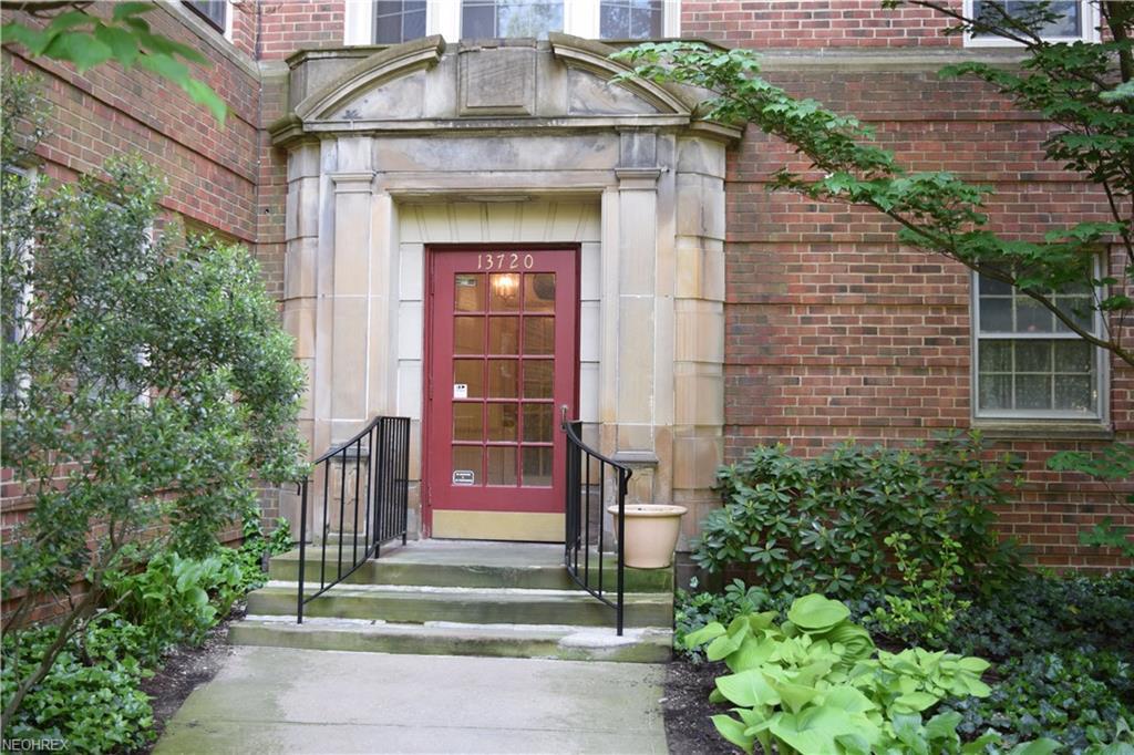 13720 Shaker Blvd - Photo 1