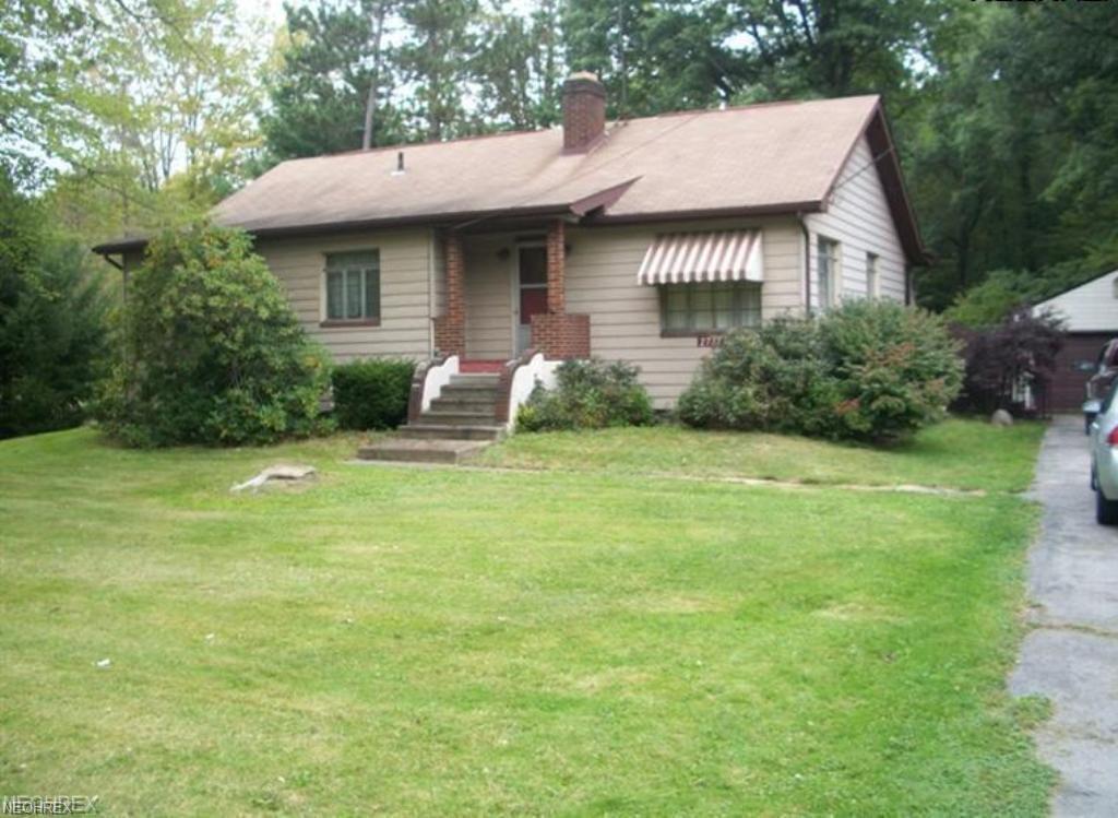 2737 Wilson Sharpsville Rd - Photo 1