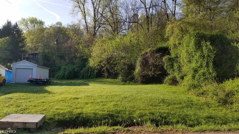 807 Locust St - Photo 1
