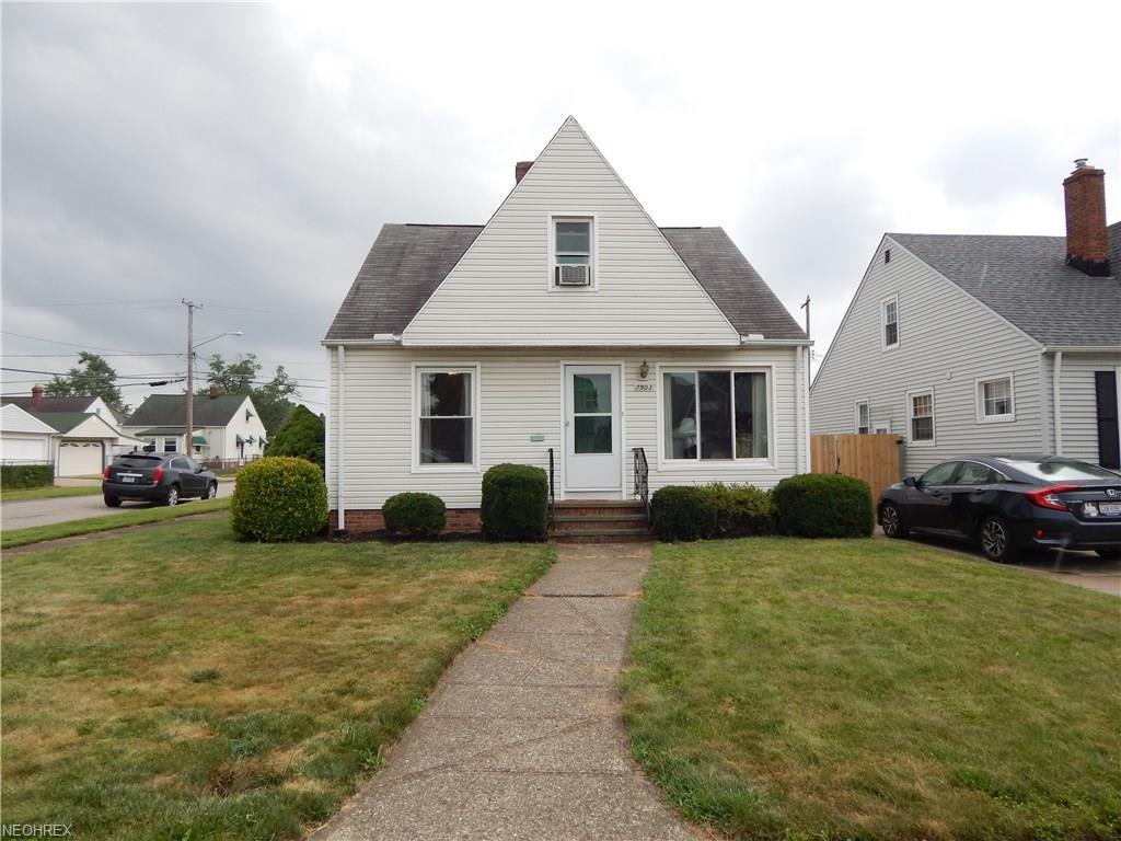 7903 Bertha Ave - Photo 1