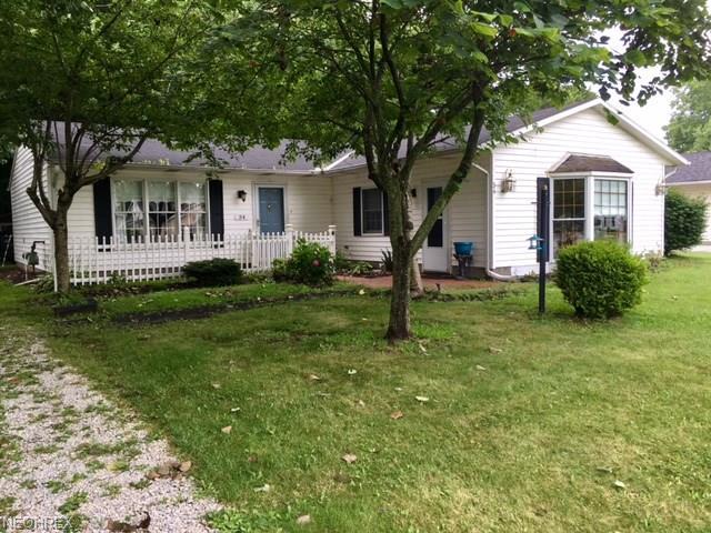 34 Kenilworth Ave - Photo 1