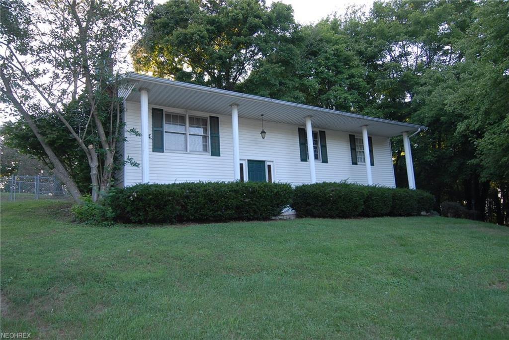 5545 Idlewood Dr - Photo 1