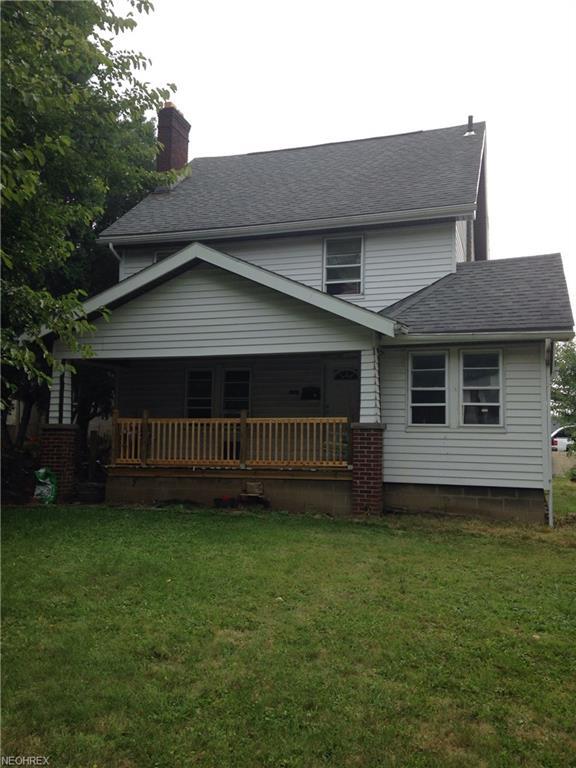 2053 23rd St - Photo 1