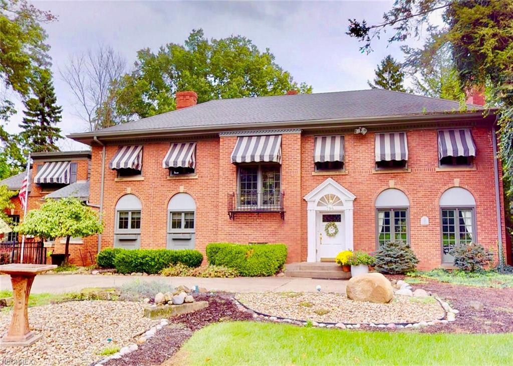 795 Merriman Rd - Photo 1