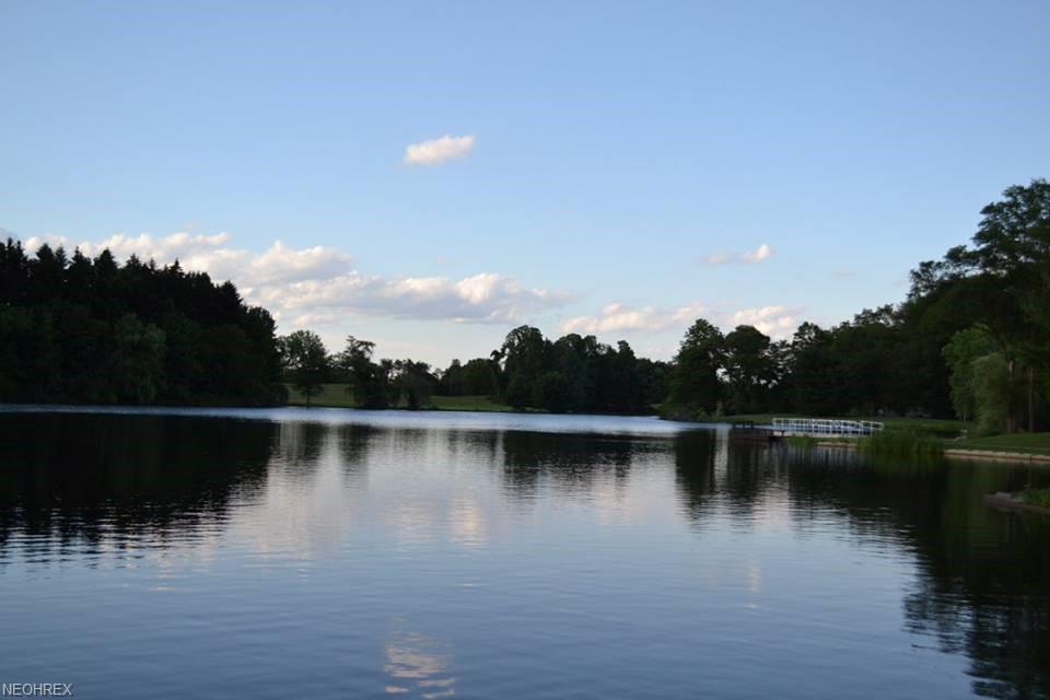 Evergreen Circle - Photo 1