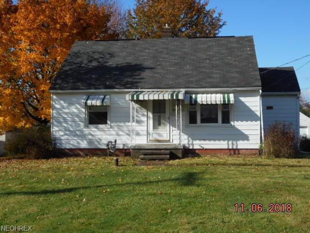 4973 Broadway Ave - Photo 1