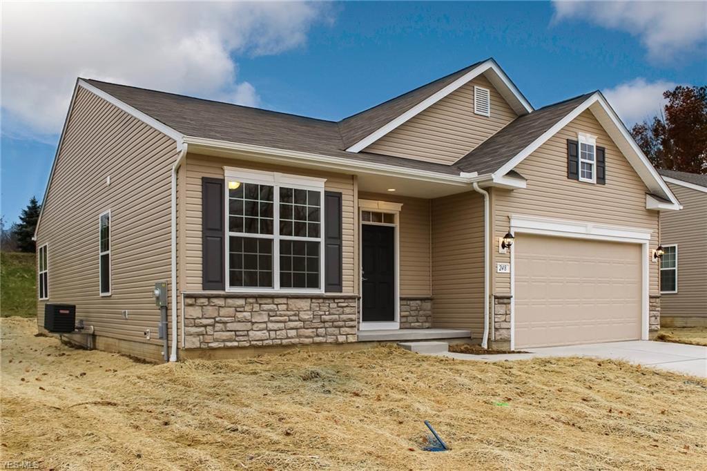 248 Oakview Cir - Photo 1