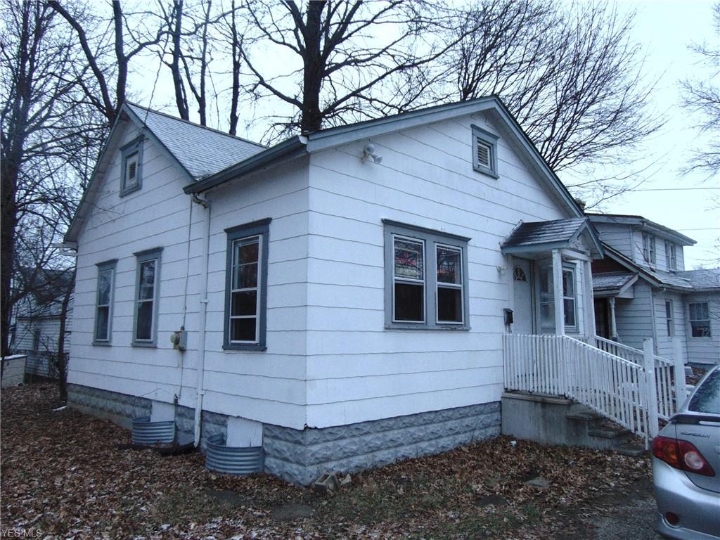 1148 Winton Avenue - Photo 1