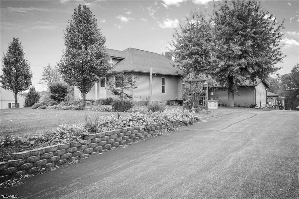 1784 Depot Rd - Photo 1