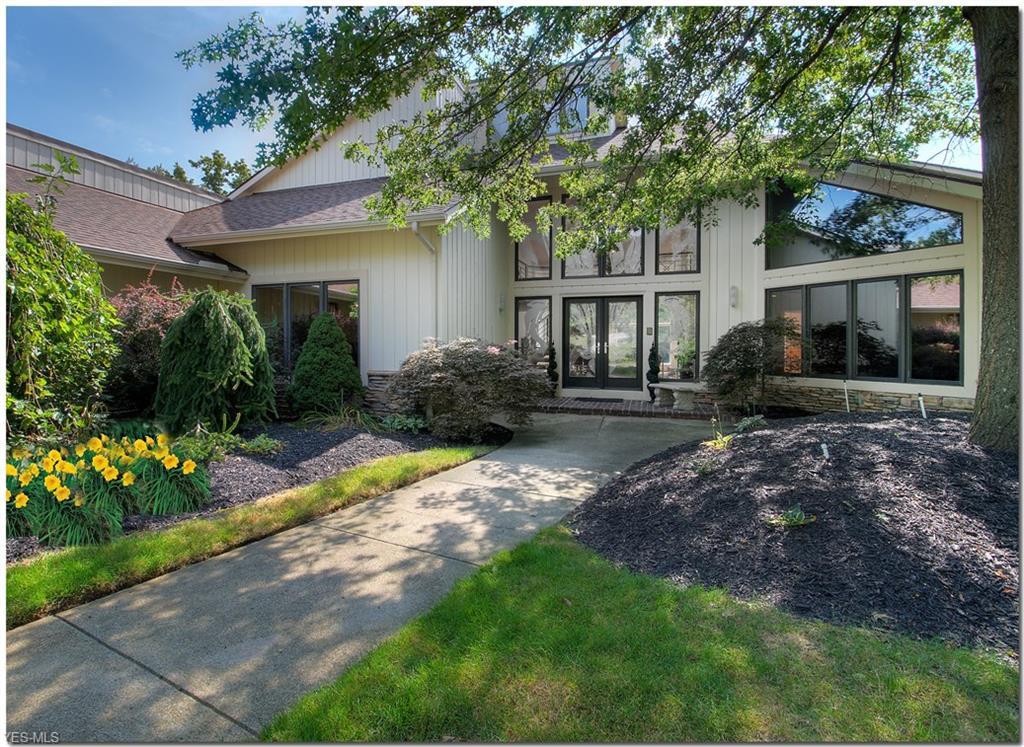 25 Woodburn Drive - Photo 1