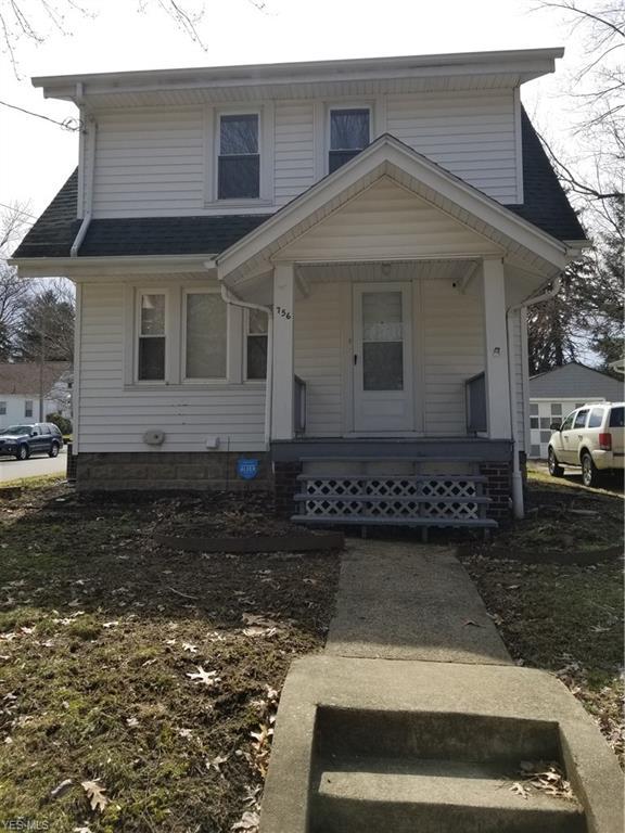 756 Lakewood Blvd - Photo 1