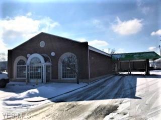 822 Lake Avenue - Photo 1