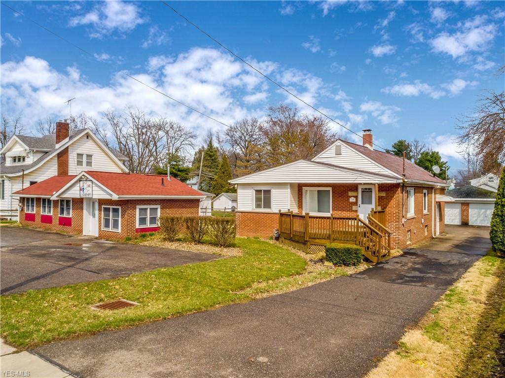 249 31st Street - Photo 1