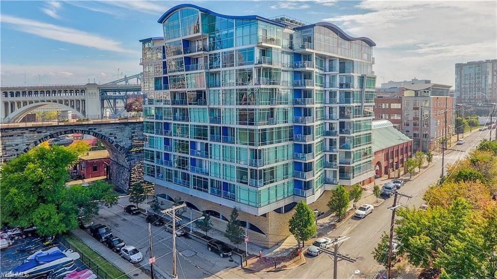 1237 Washington Ave - Photo 1