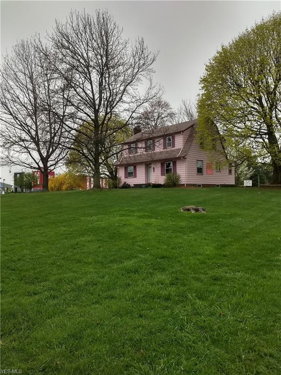 805 Maple Street - Photo 1