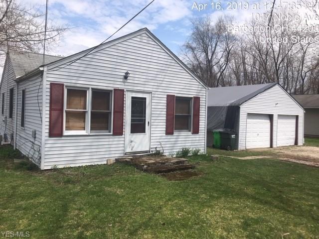 1017 Noble Avenue - Photo 1