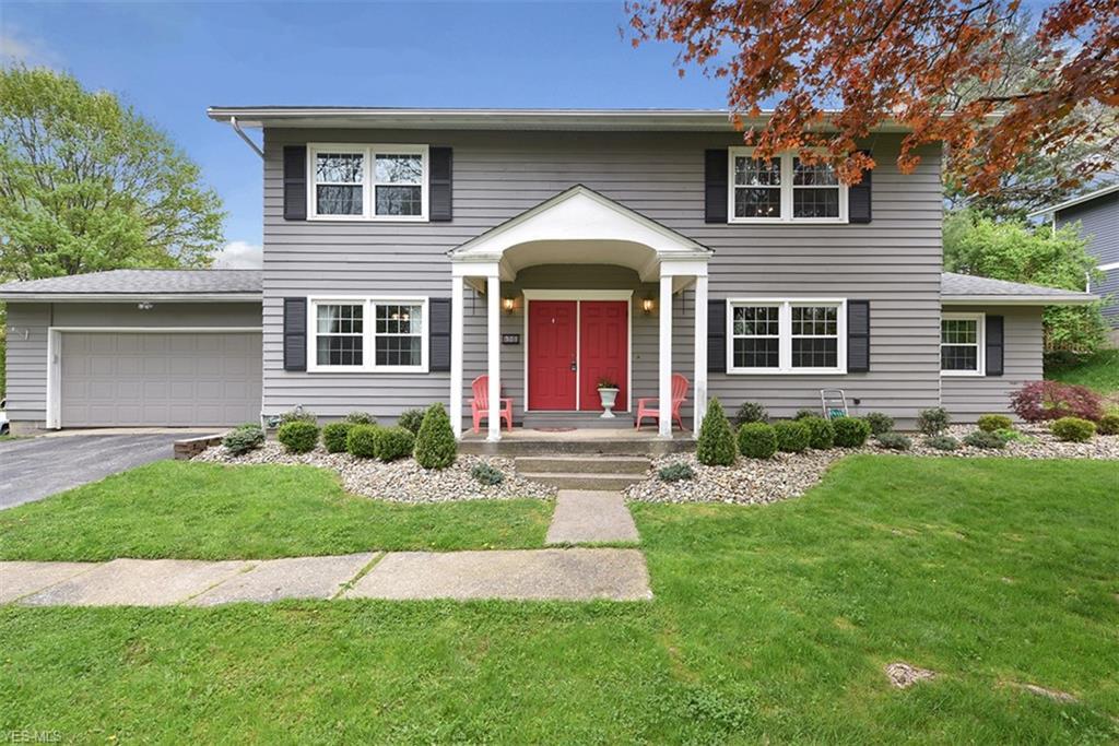 158 Greenbrier Drive - Photo 1