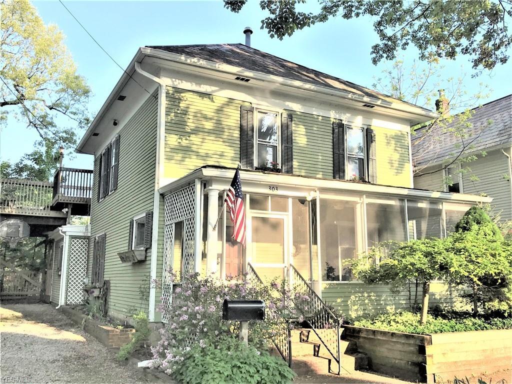 303 Division Street - Photo 1