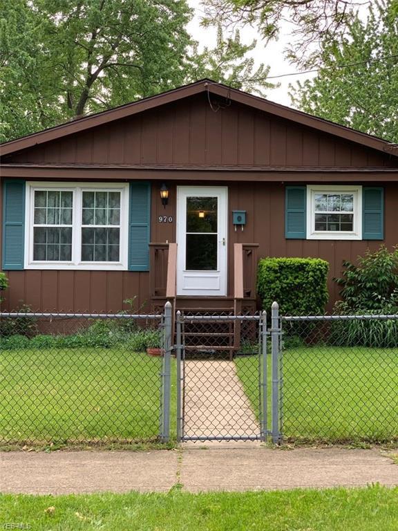 970 Carnegie Avenue - Photo 1