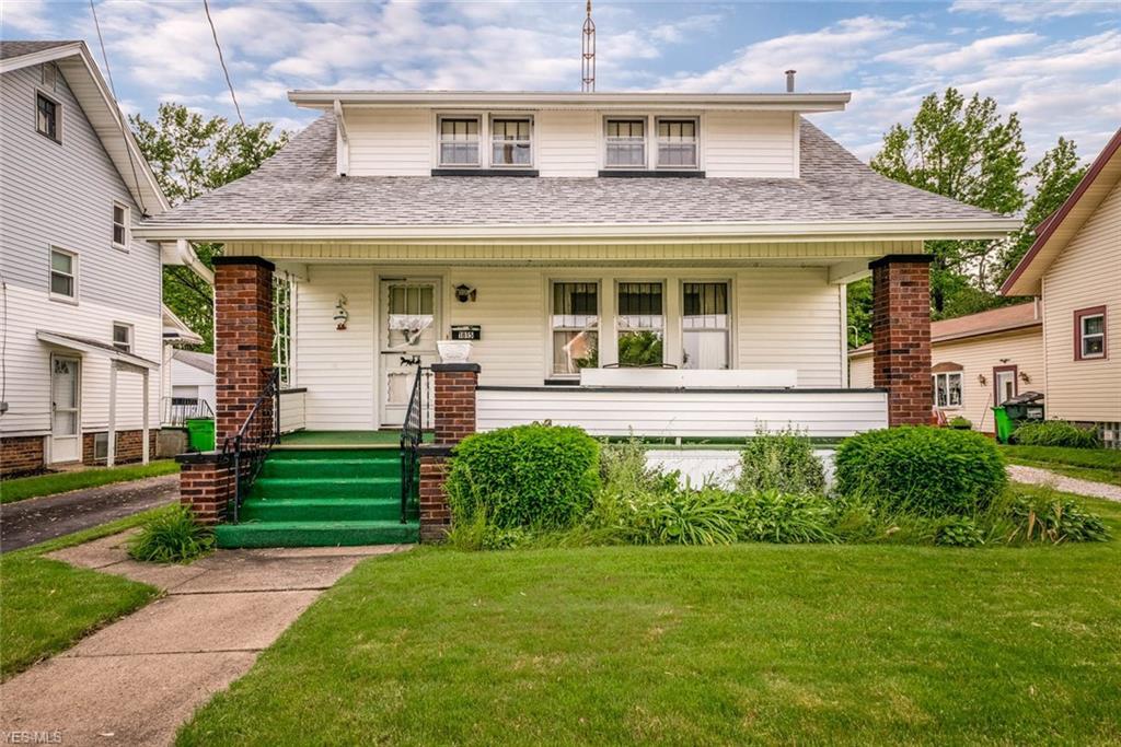 1815 Seneca Avenue - Photo 1