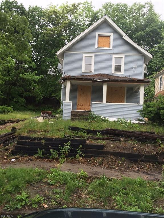 1096 La Croix Avenue - Photo 1