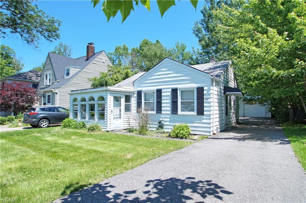1137 Genesee Avenue - Photo 1