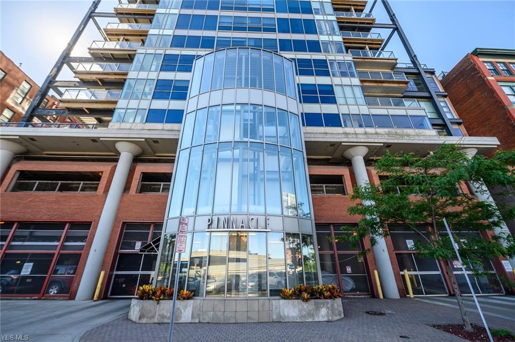 701 Lakeside Avenue - Photo 1