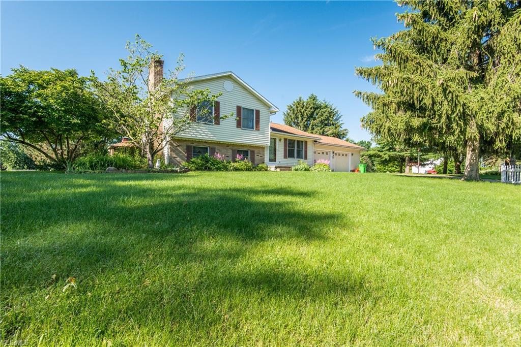 1524 Hightower Drive - Photo 1