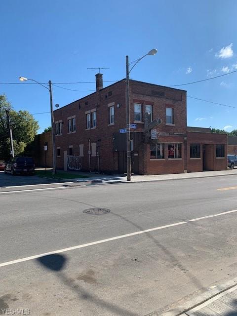 5006 Clark Avenue - Photo 1