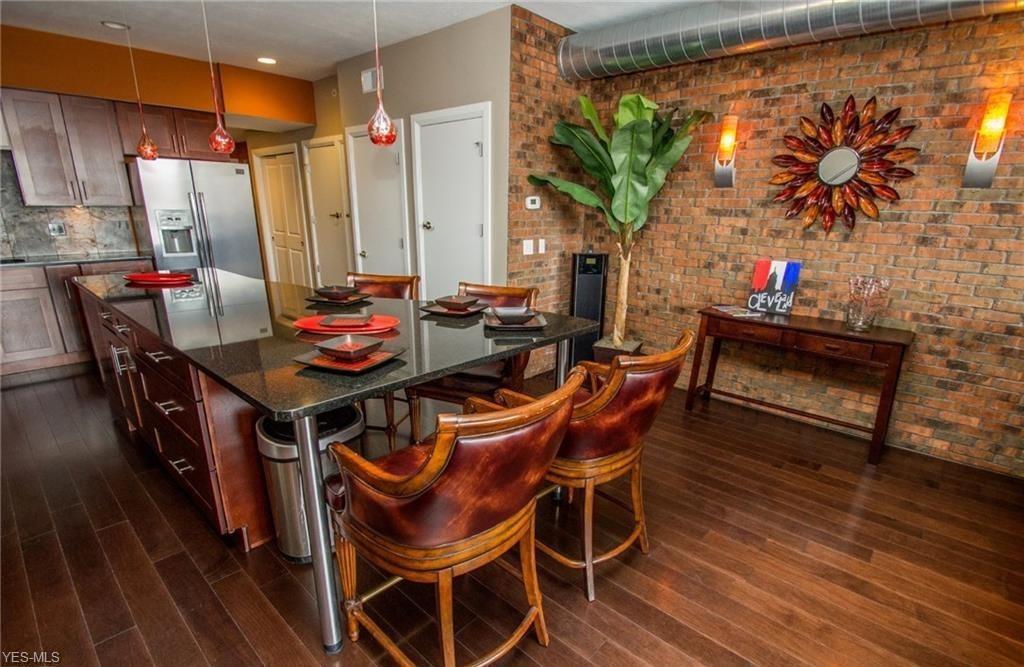 1237 Washington Avenue - Photo 1