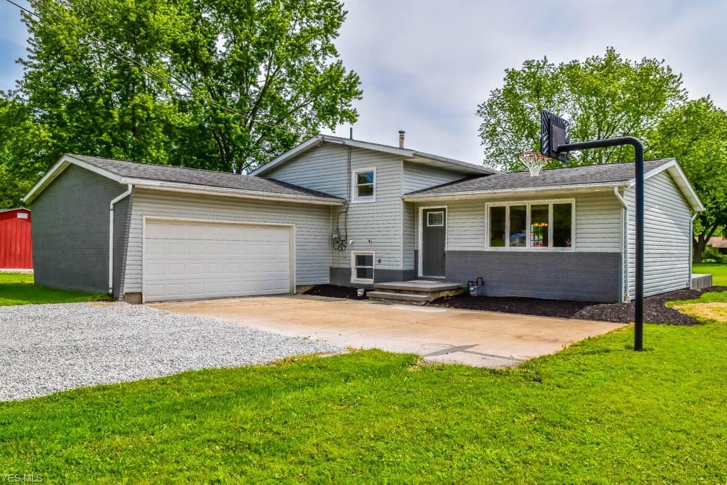 11366 Eleanor Avenue - Photo 1