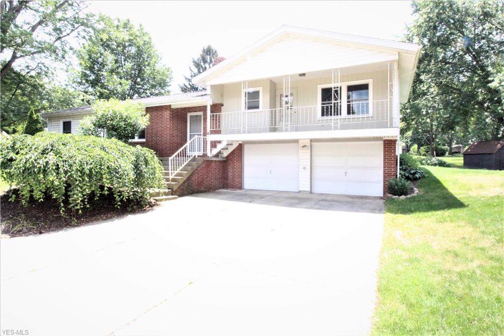243 Parkview Circle - Photo 1