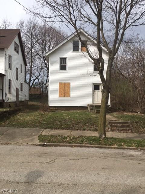 1086 Wilbur Avenue - Photo 1