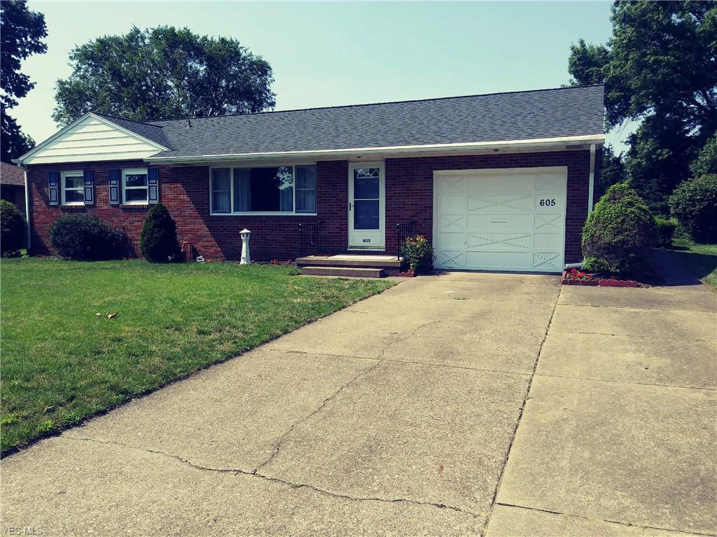 605 Evergreen Drive - Photo 1