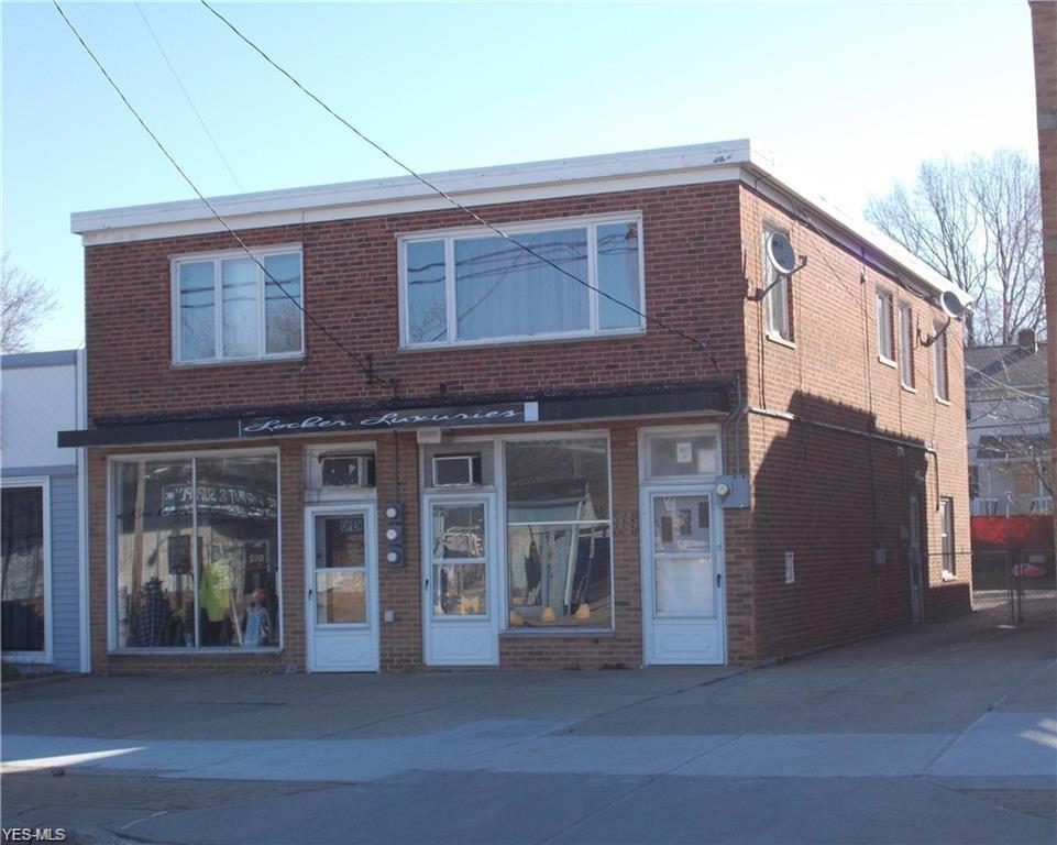 915 222nd Street - Photo 1