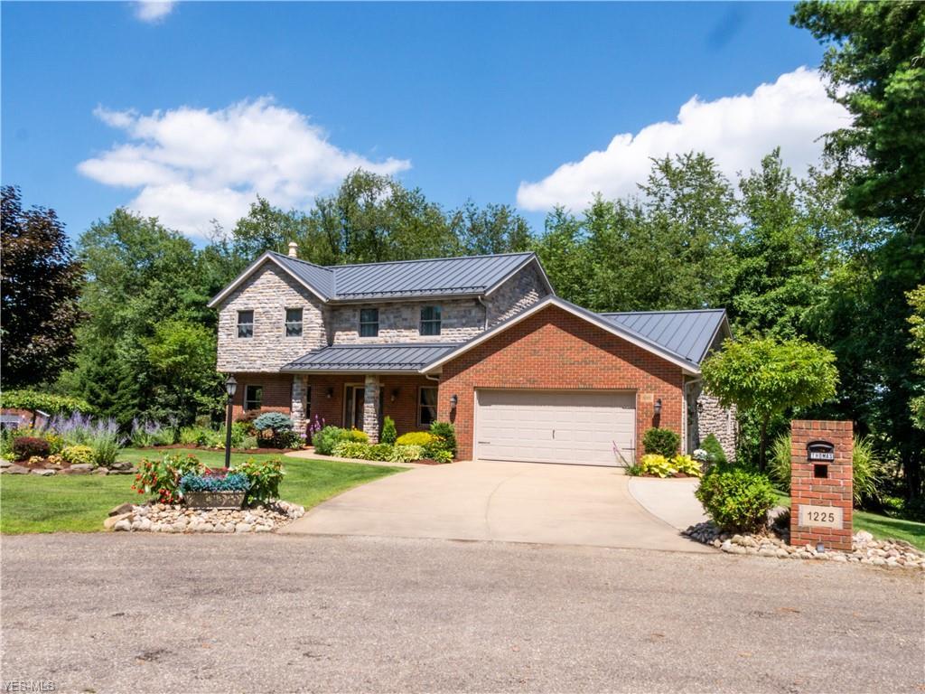 1225 Johnston Place - Photo 1