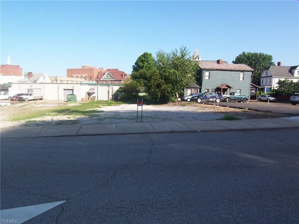 953 Avery Street - Photo 1