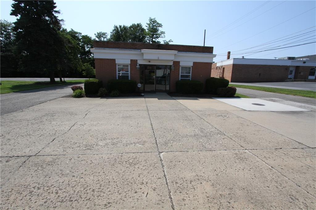 2712 Hubbard Road - Photo 1