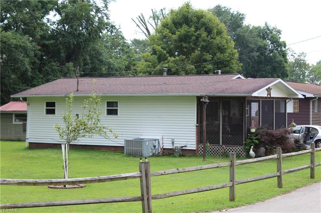 1522 27th Street - Photo 1